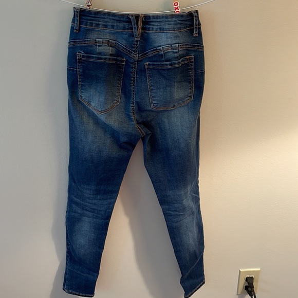 Jeans - Picture 2 of 2
